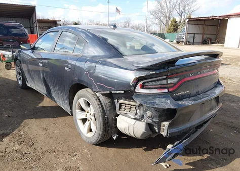 2016 Dodge Charger Sxt z USA, uszkodzony, nr VIN 2C3CDXHG3GH330365